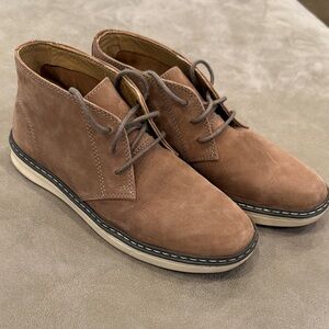 Johnston & Murphy Kids McGuffy Leather Chukka Boots